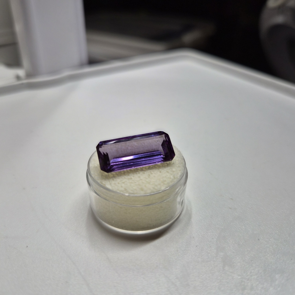 Natural Rare Emerad & Bezel Cut  Color-Change Purple Sapphire VVS 12.31ctw